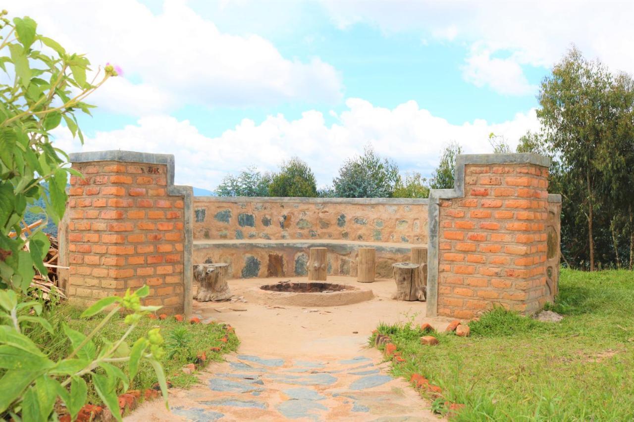 Kitabi Ecocenter Hotel Gabegi Exterior foto
